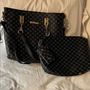 Mei & Ge Black Women Bag Set-EUC